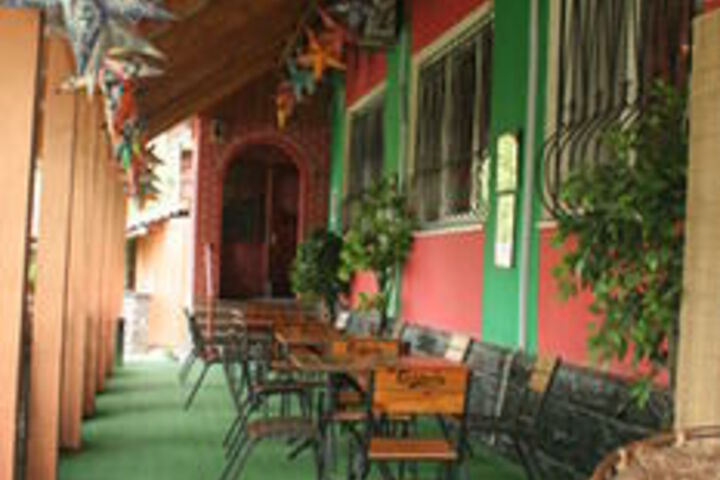 Hotel Exterior 10 of 53