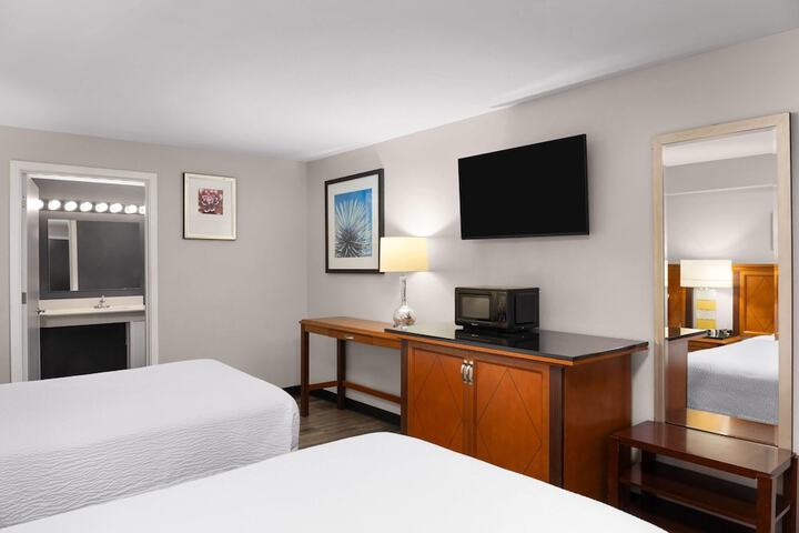 Room 28 of 55
