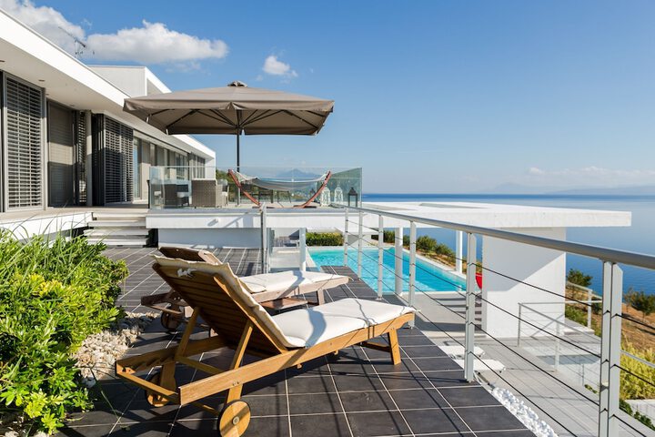 Terrace/Patio 42 of 142