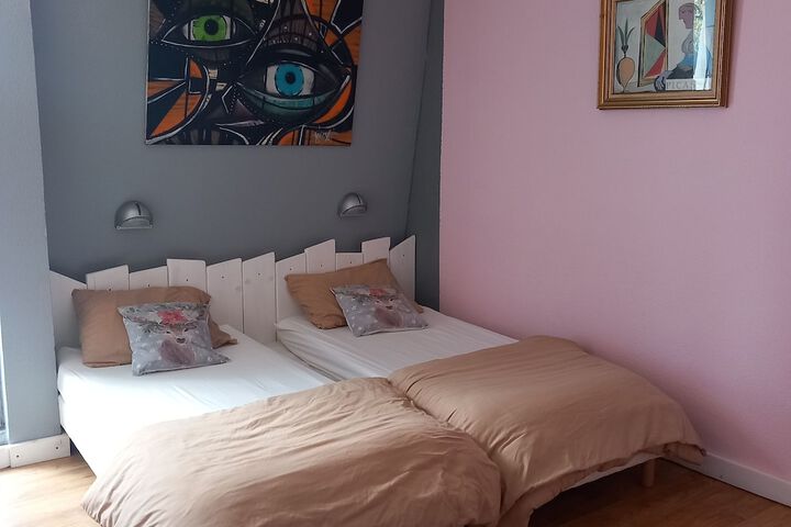 Room 5 of 22