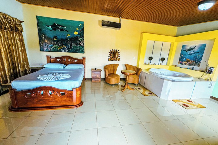 Room 10 of 59
