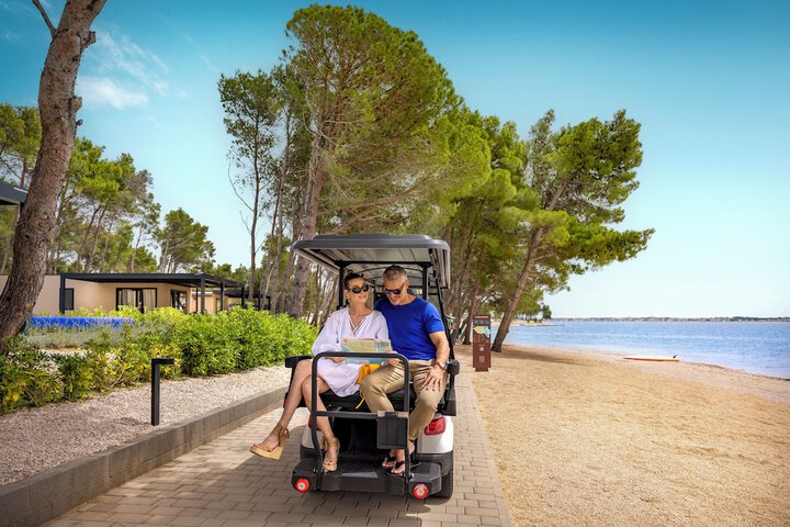 Hotel Interior 4 of 222