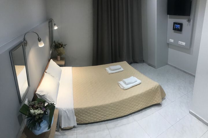 Room 25 of 52