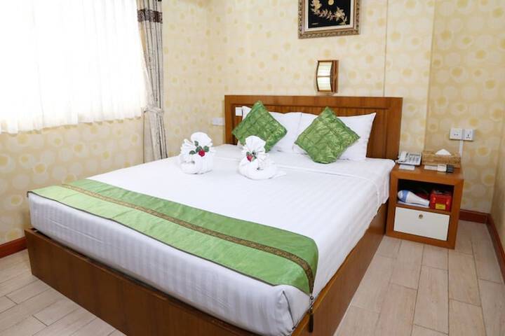Room 7 of 35