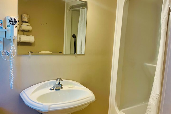 Room 46 of 72