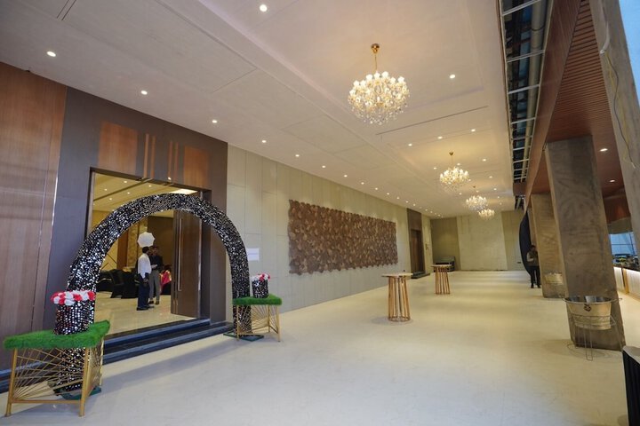 Ballroom/Hall 15 of 29