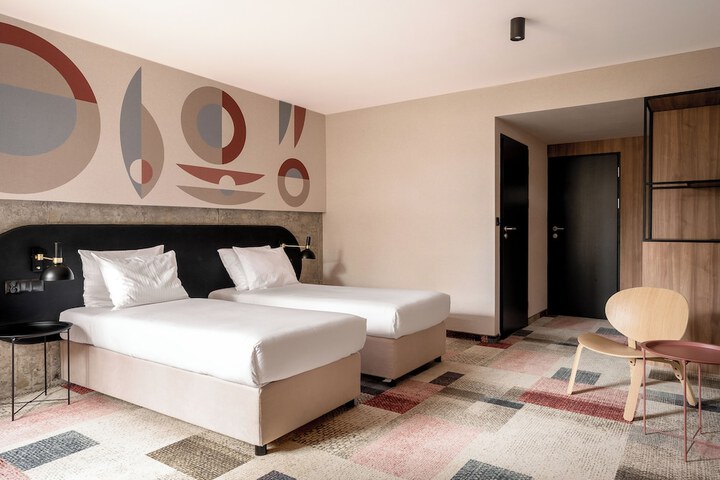 Room 20 of 82