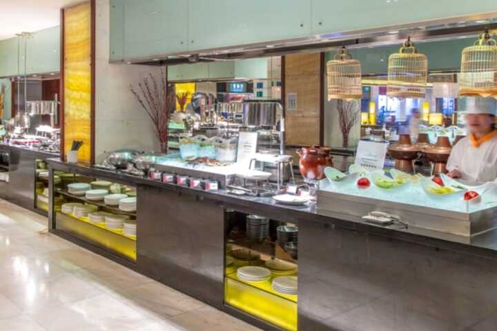 Breakfast area