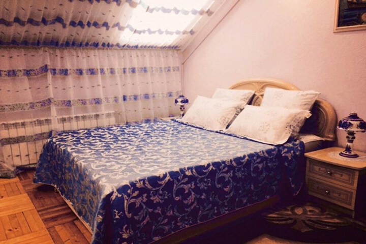 Room 24 of 57