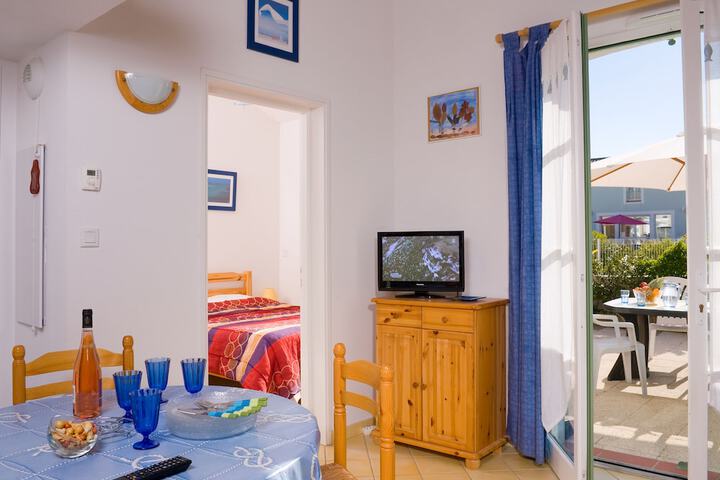 Room 9 of 20