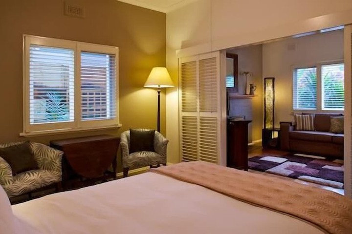 Room 3 of 45