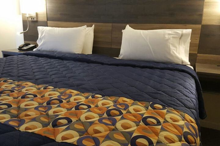 Room 3 of 31