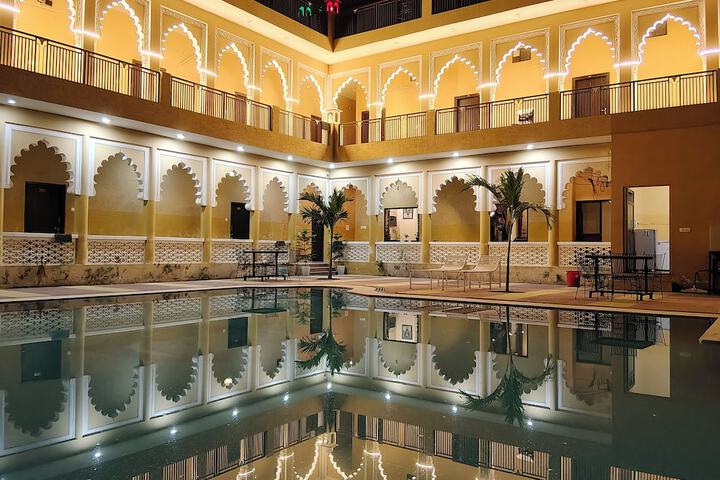 L S Haveli - a Heritage Lake View Haveli in Pushkar