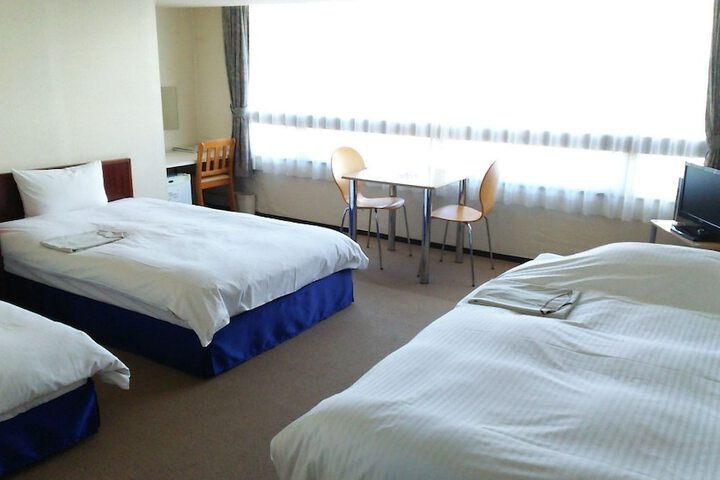 Room 3 of 24