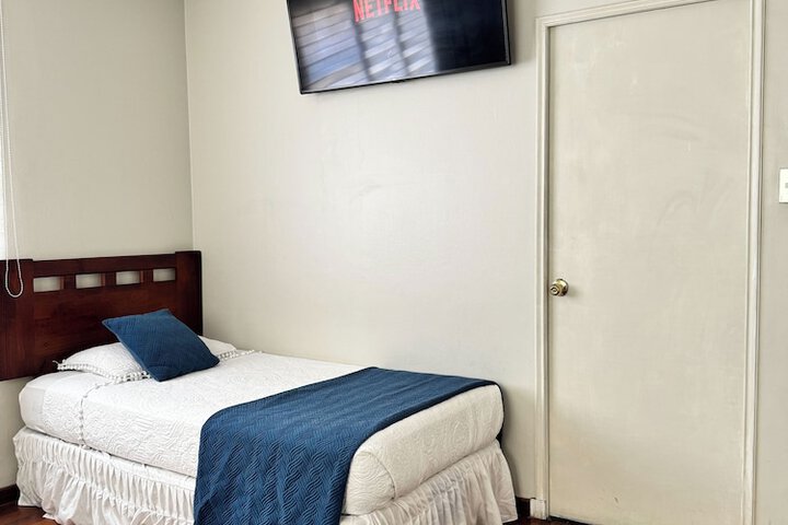 Room 43 of 73