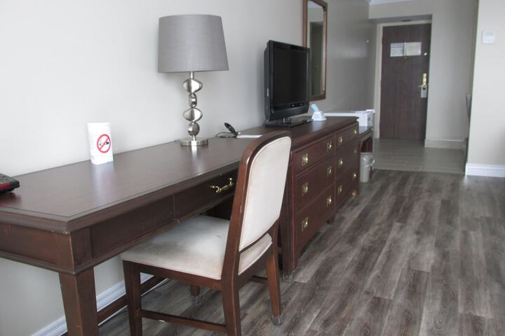 In-room business center