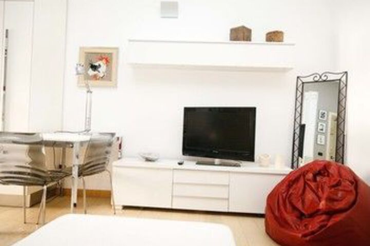 Room 77 of 173