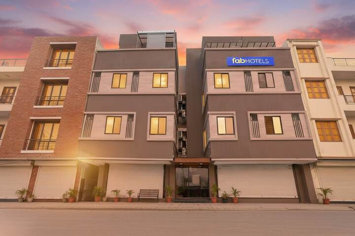 FabHotel Grand Blue