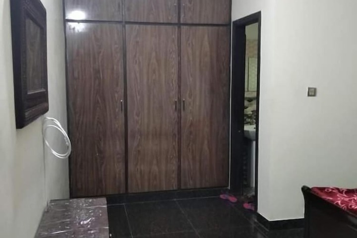 Room 5 of 25