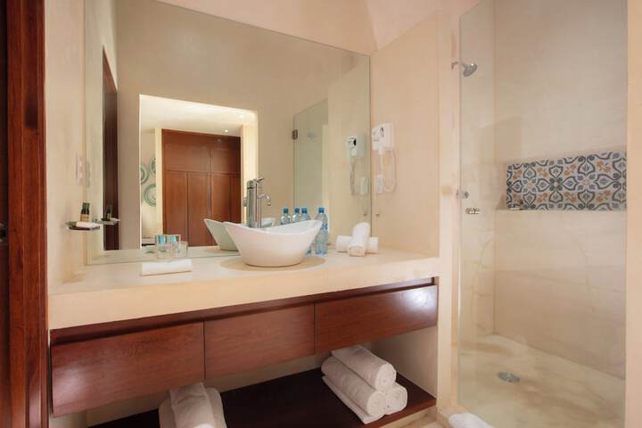 Bathroom Interior Photo