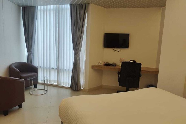 Room 22 of 30