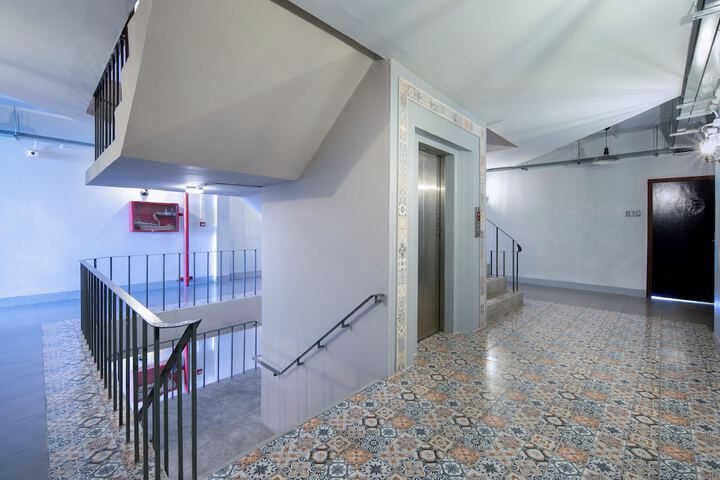 Ballroom/Hall 119 of 133