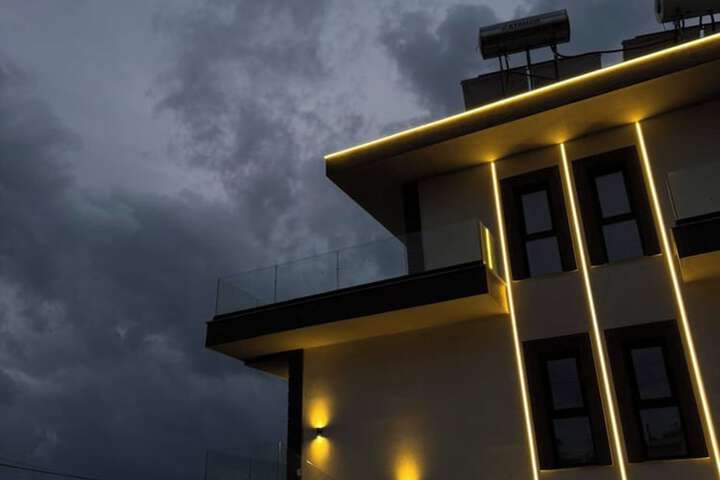 Hotel 80 of 85