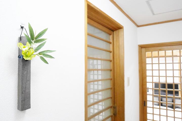 Room 16 of 62