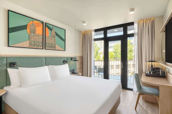 Room 20 of 62