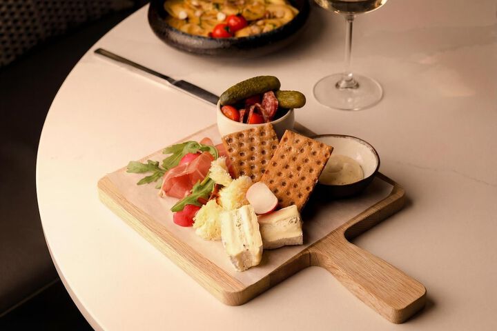 Dining 114 of 209