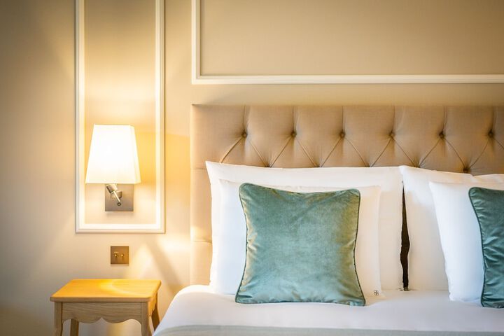 Room 10 of 51