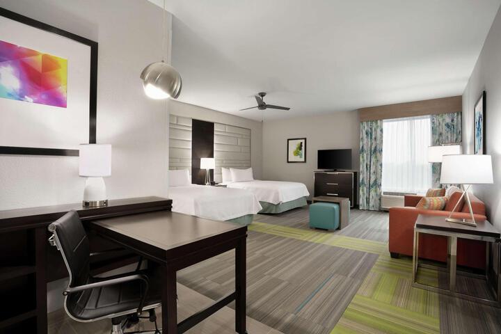 2 Queen Beds Studio (5 of 10)