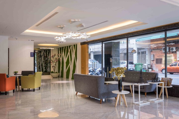 Hotel Lobby