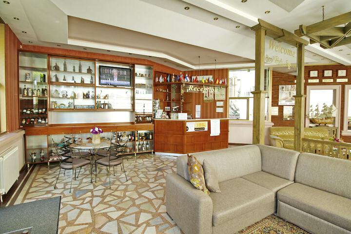 Hotel 3 of 57
