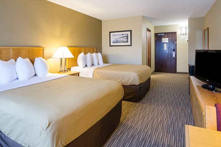 Room 21 of 38