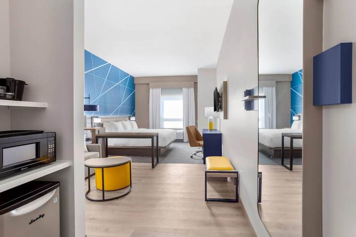 Room 14 of 43