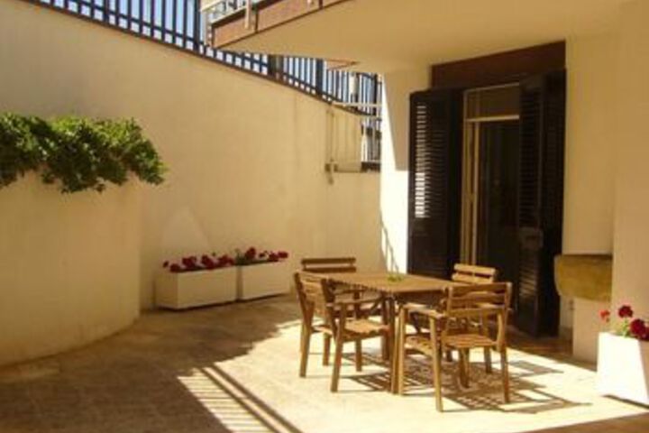 Terrace/Patio 14 of 17