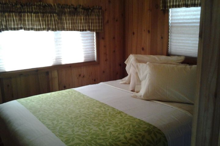 Room 17 of 36