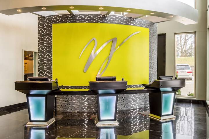 Lobby Entry