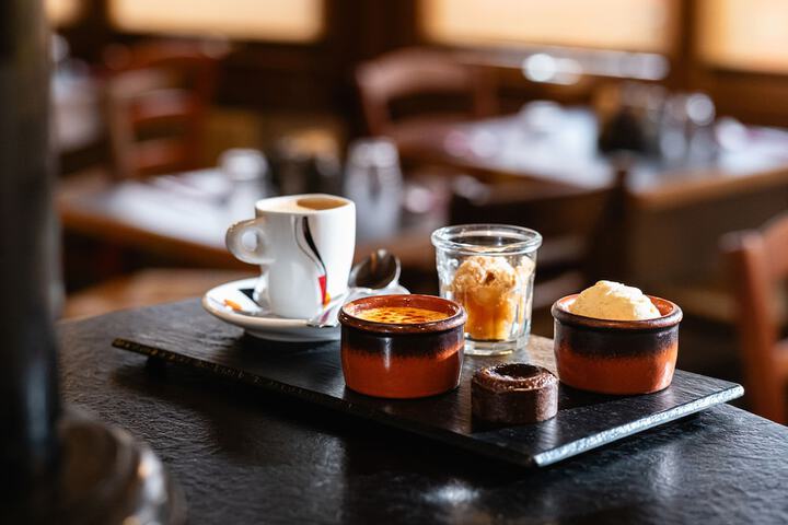 Dining 41 of 75