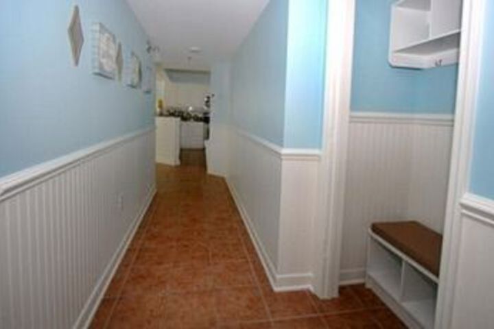 Ballroom/Hall 21 of 38