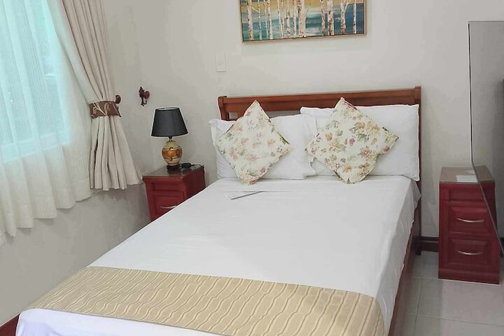 Room 8 of 42