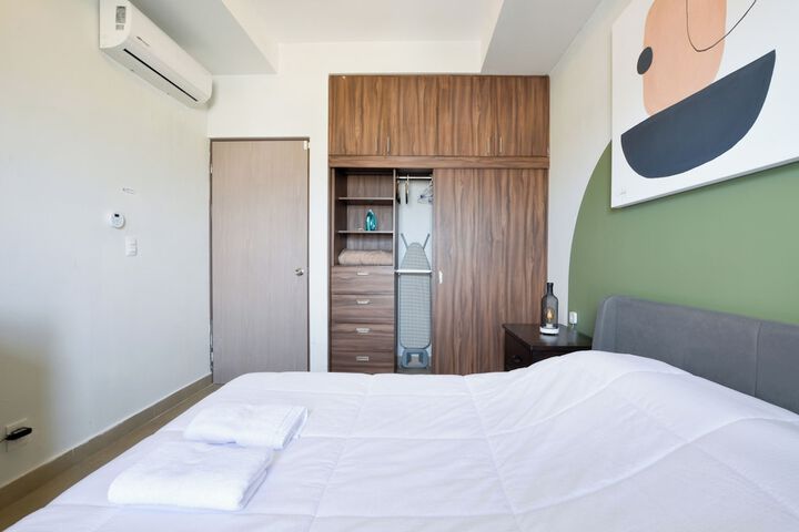 Room 16 of 126