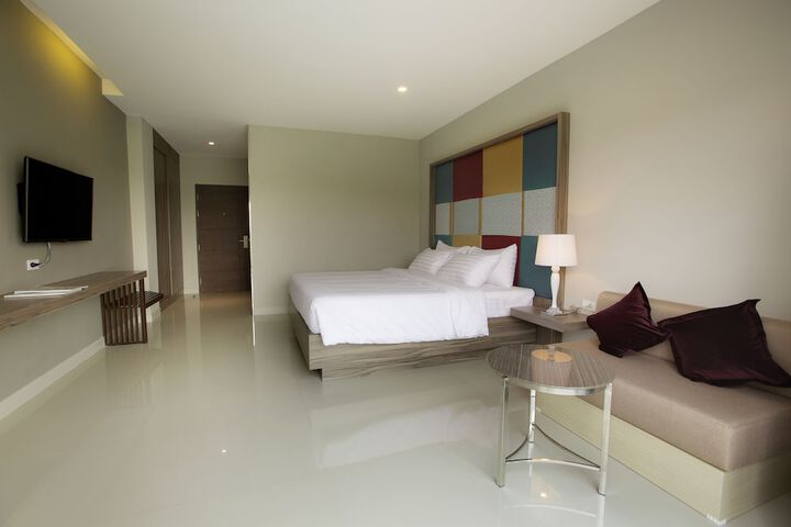 Room 10 of 46