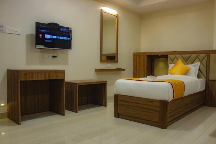 Room 3 of 6