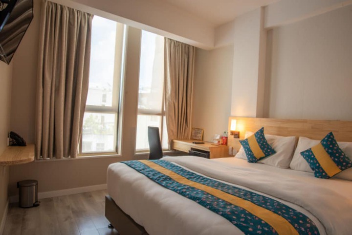 Room 4 of 41