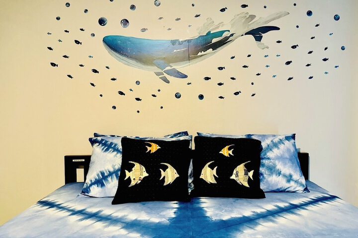Room 4 of 6