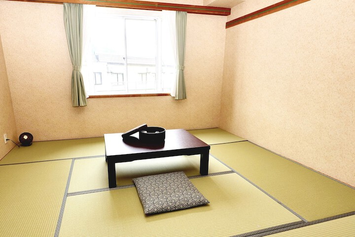 Room 16 of 69