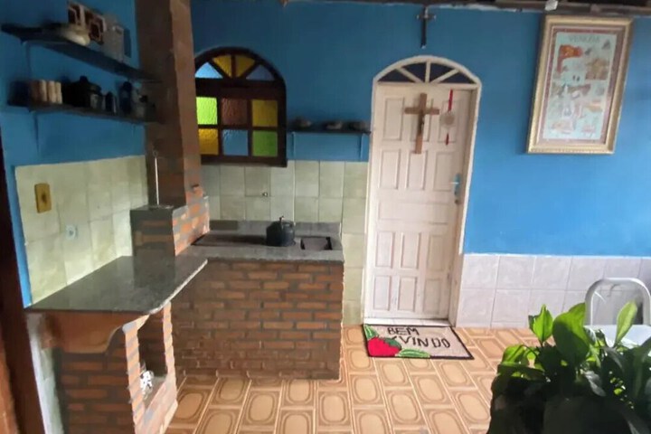 Room 8 of 9