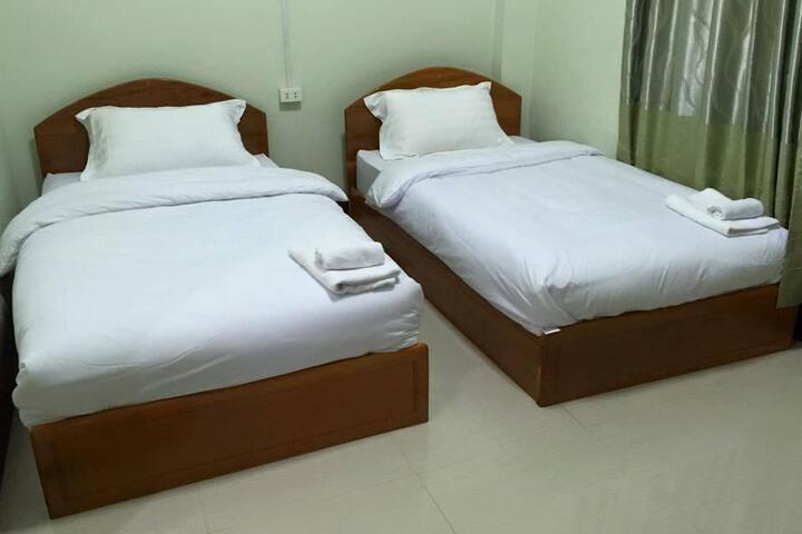 Room 1 of 6